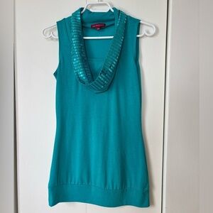 🎉4/30$🎉  San Francisco Sequin Cowl Neck Top - Size XS